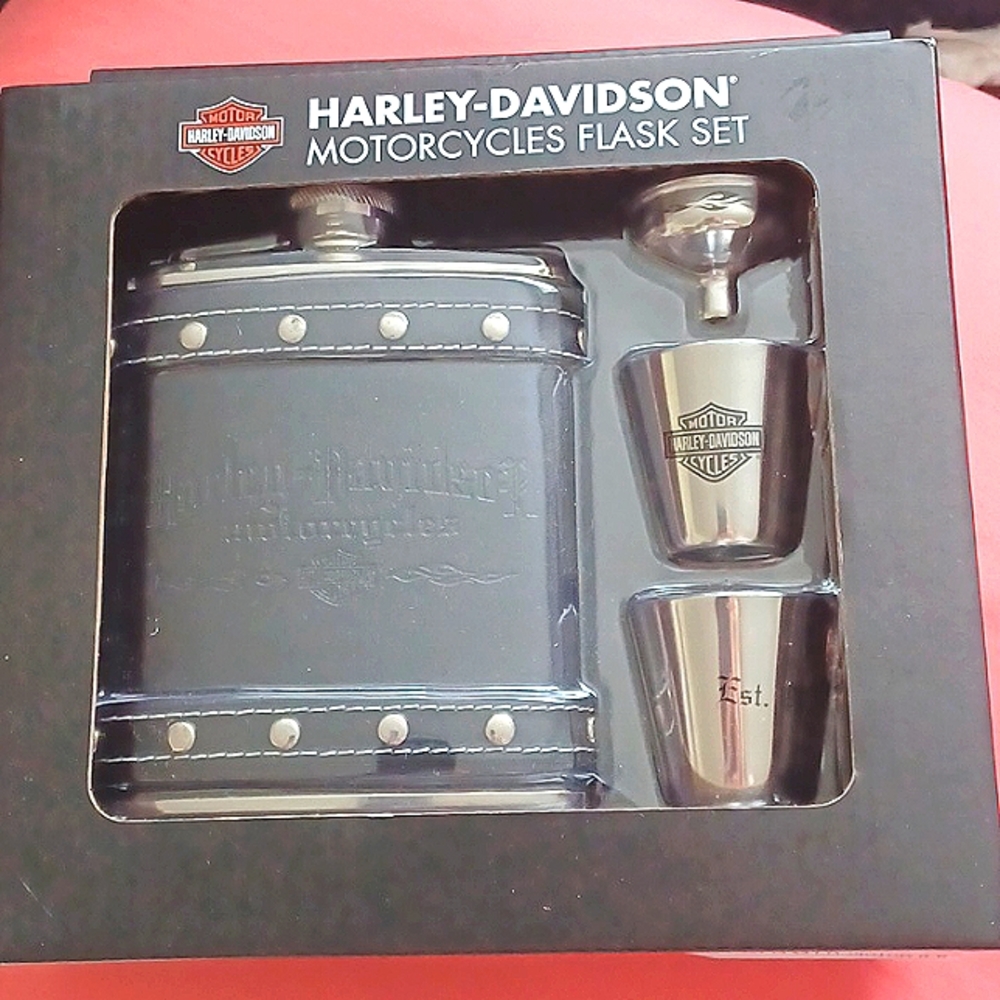 Motorcycles Flask Set Marca :Harley -Davidson